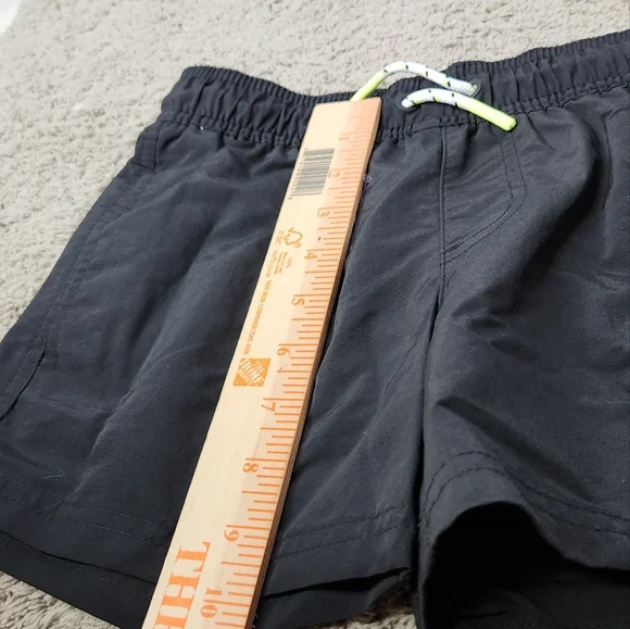 Boys' Solid Swim Trunks - art class Black S(6/7) - Picture 10 of 12
